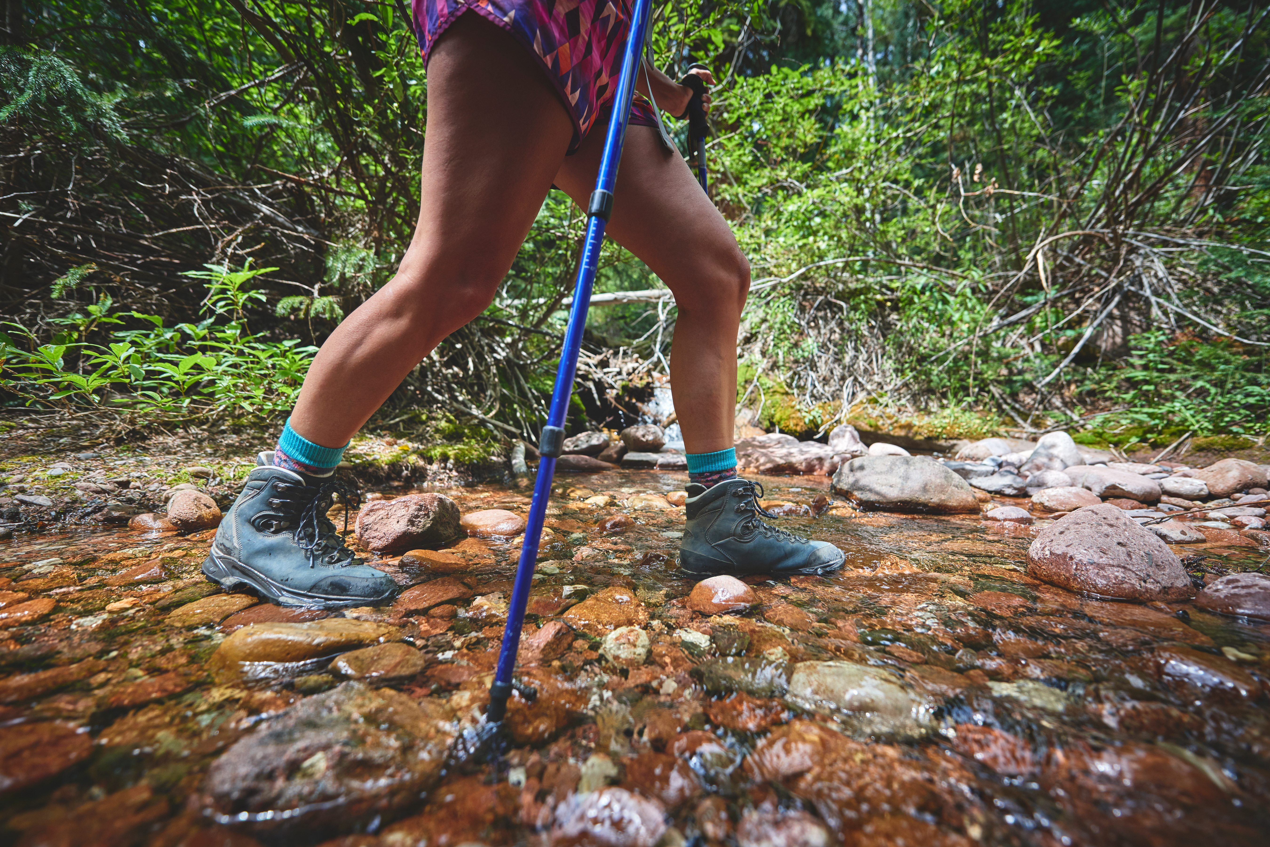 Which is better: Non-waterproof or Waterproof Hiking Boots?